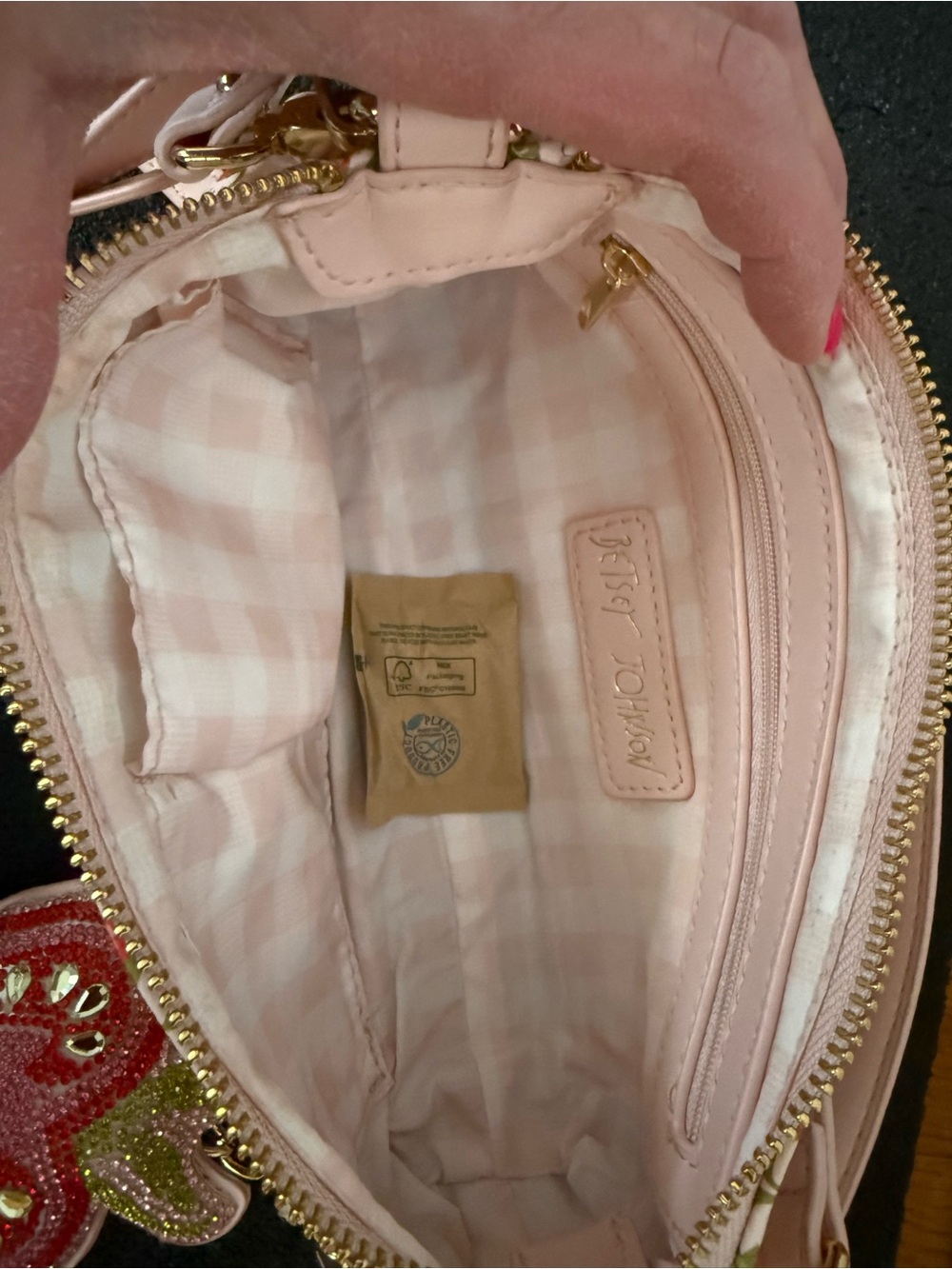 NWT Betsy Johnson tomato print mini Crossbody with purse charm - Picture 9 of 9